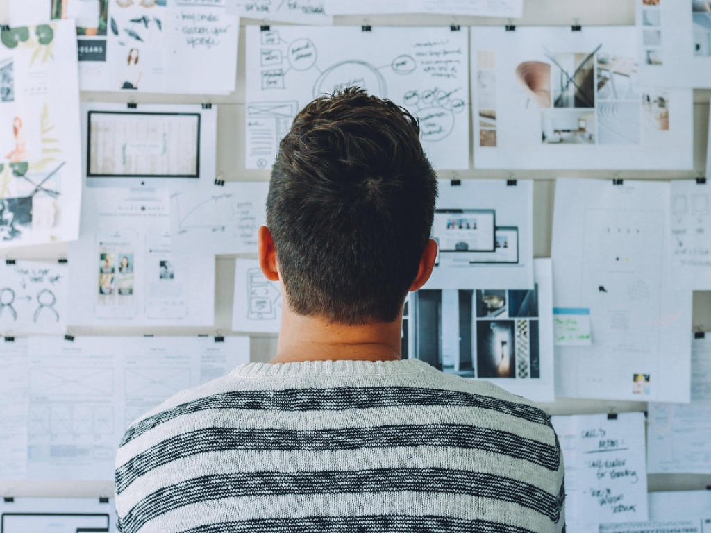 For a new business, you have a lot to consider. I help to take the pressure off by setting up the domain, connecting it to your choice of office apps, whether it be Google Workspace or Office 365, and ensuring that everything is intergrated throughout. I also set up the social media accounts you require.